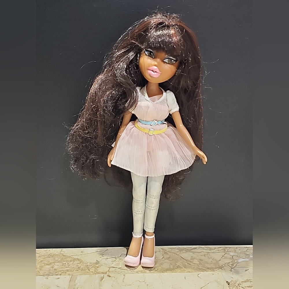 Bratz Xpress It! Fashion Doll SASHA‎  10" Inches Tall Collectible Figure Toy